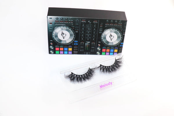 Turn Table Lashes